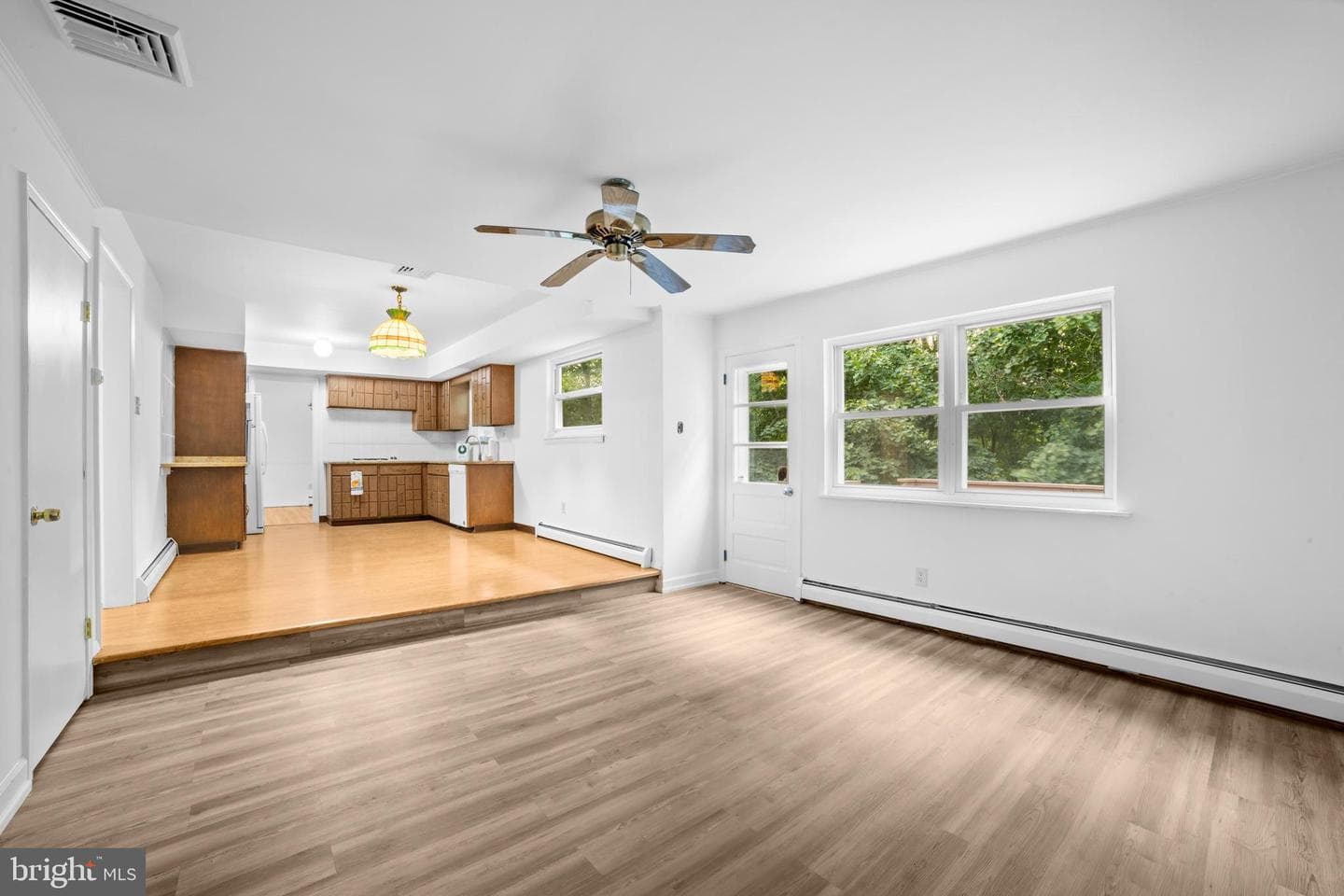 221 Belmont Avenue photo 13