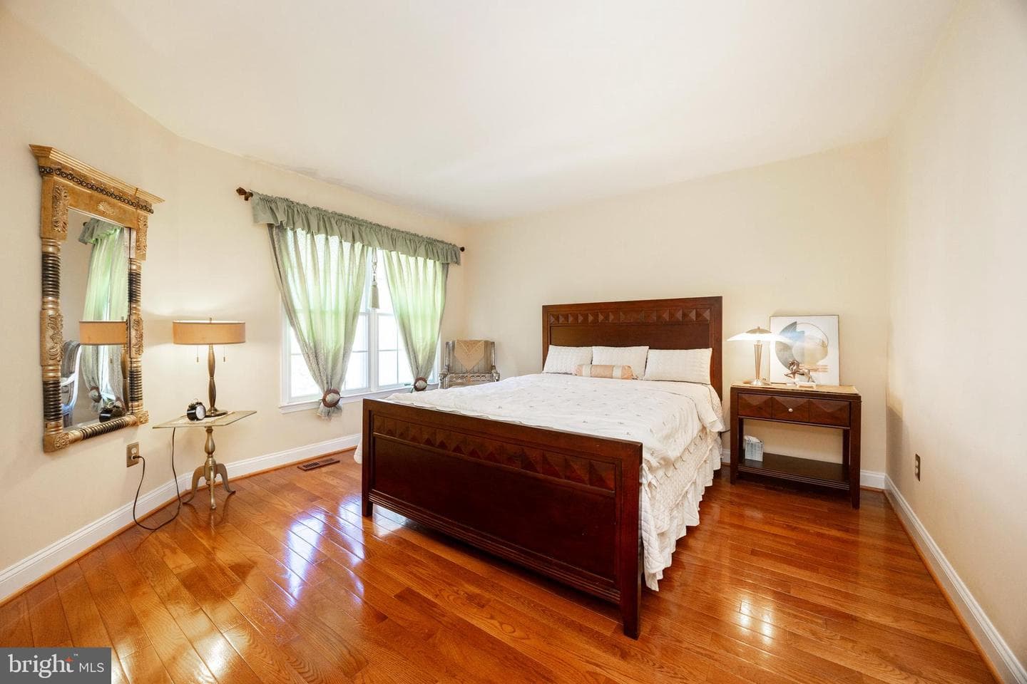 322 Saint Andrews Place photo 20