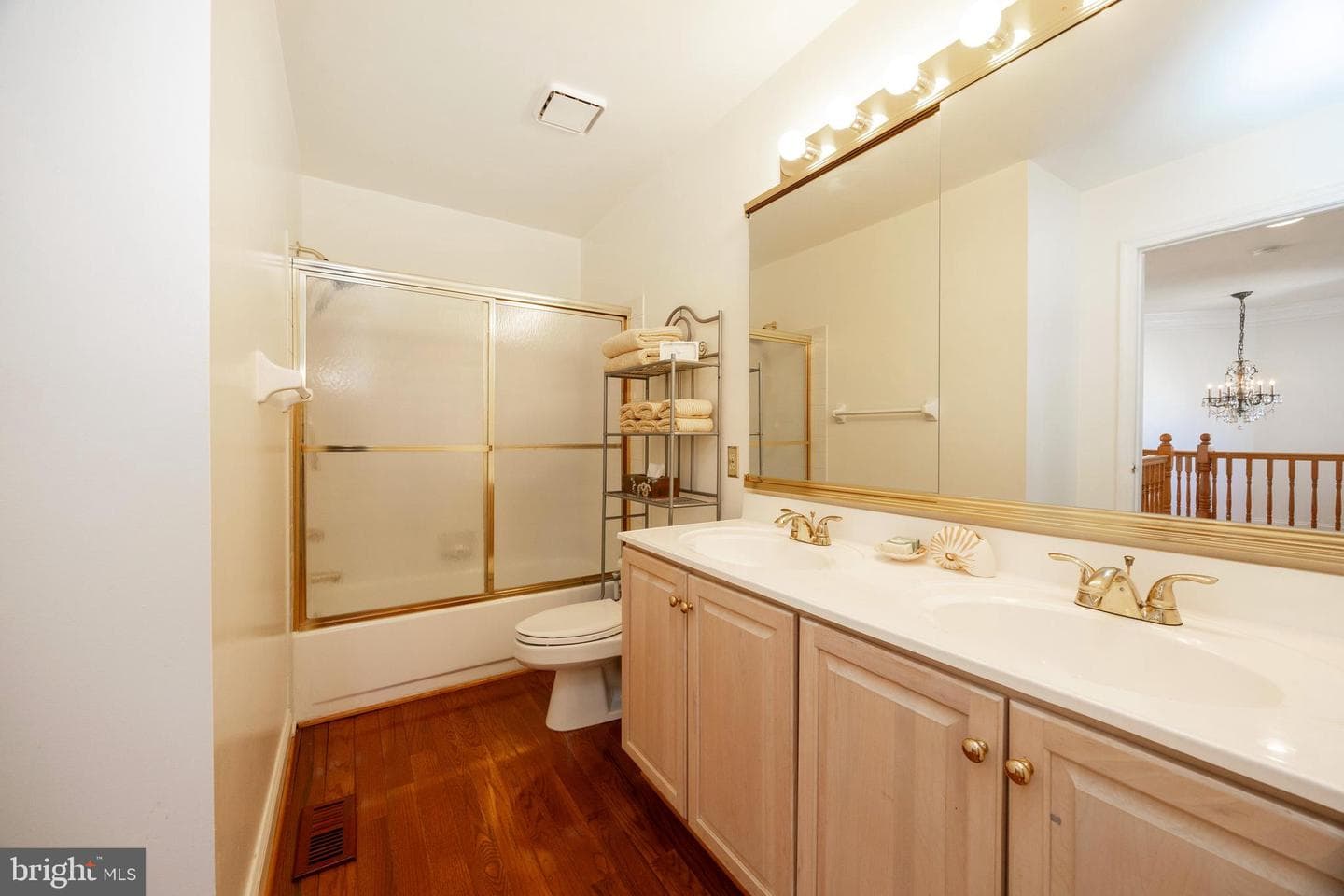 322 Saint Andrews Place photo 23
