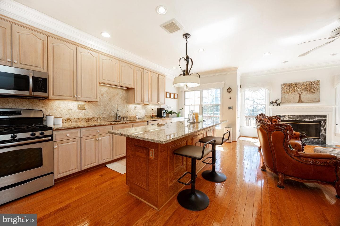322 Saint Andrews Place photo 6