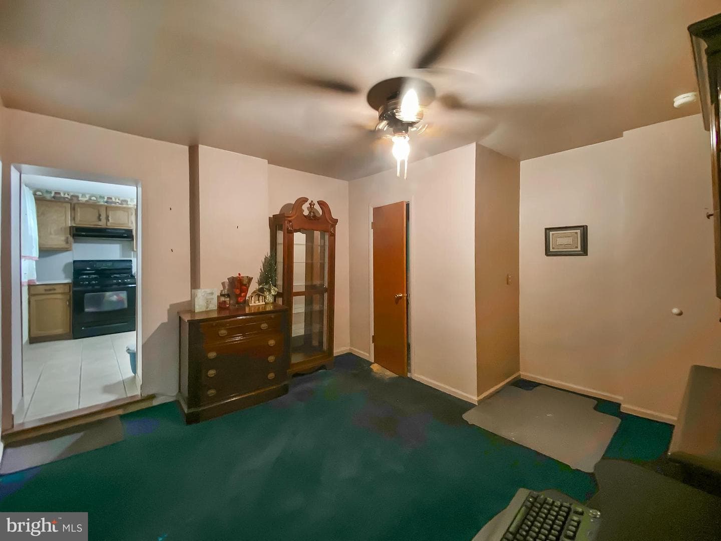 323 E Basin Street photo 4
