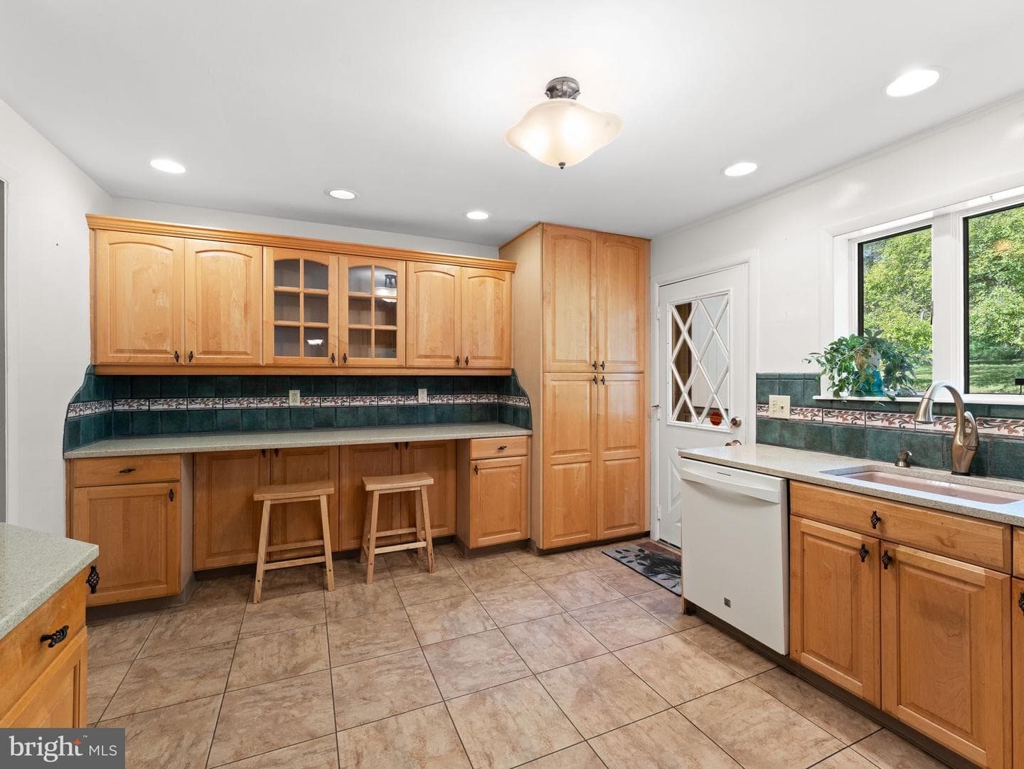 8232 Forrest Avenue photo 19