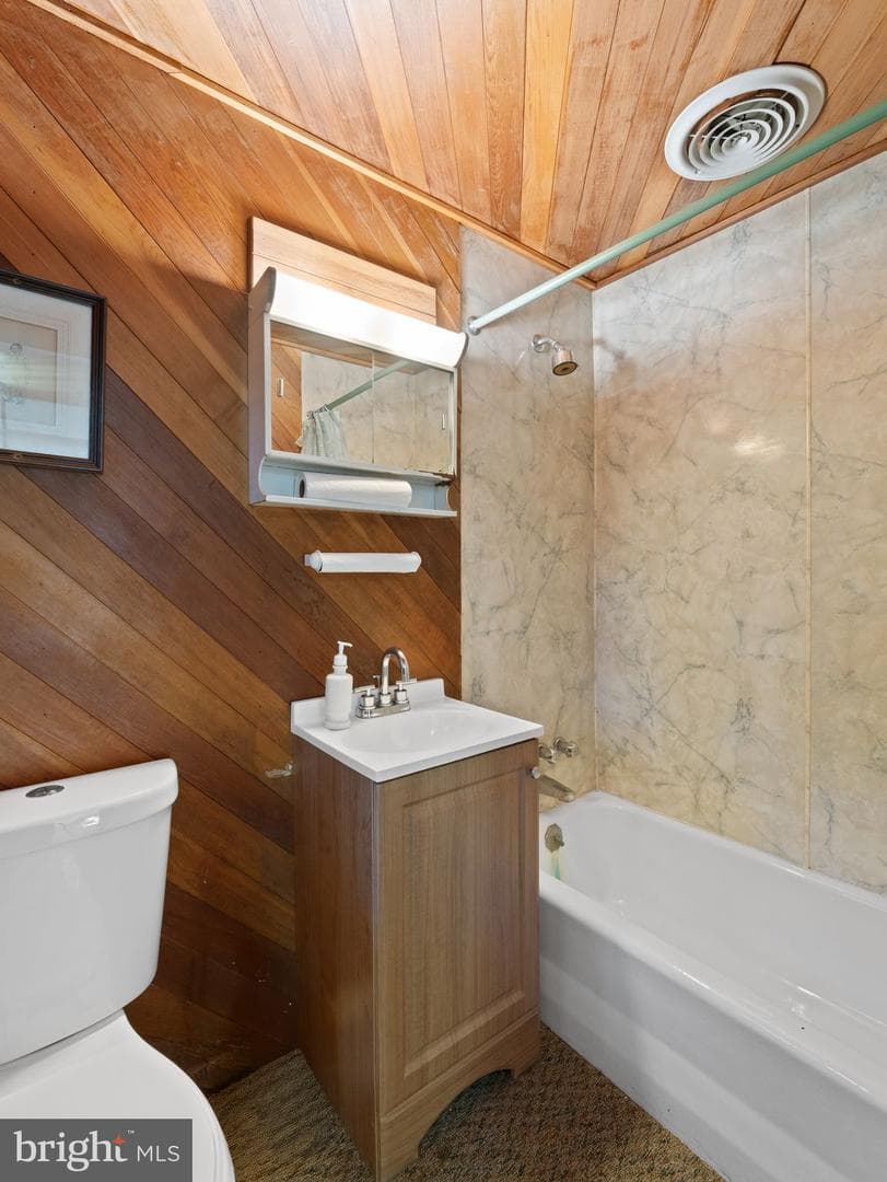 8232 Forrest Avenue photo 31