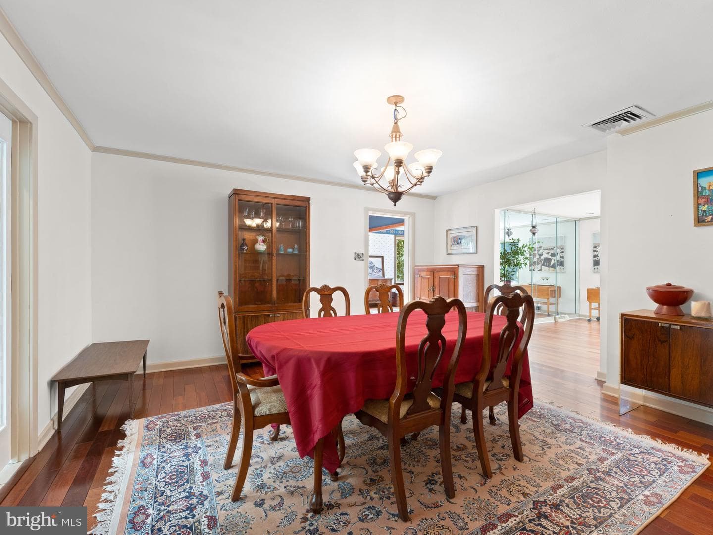 8232 Forrest Avenue photo 8