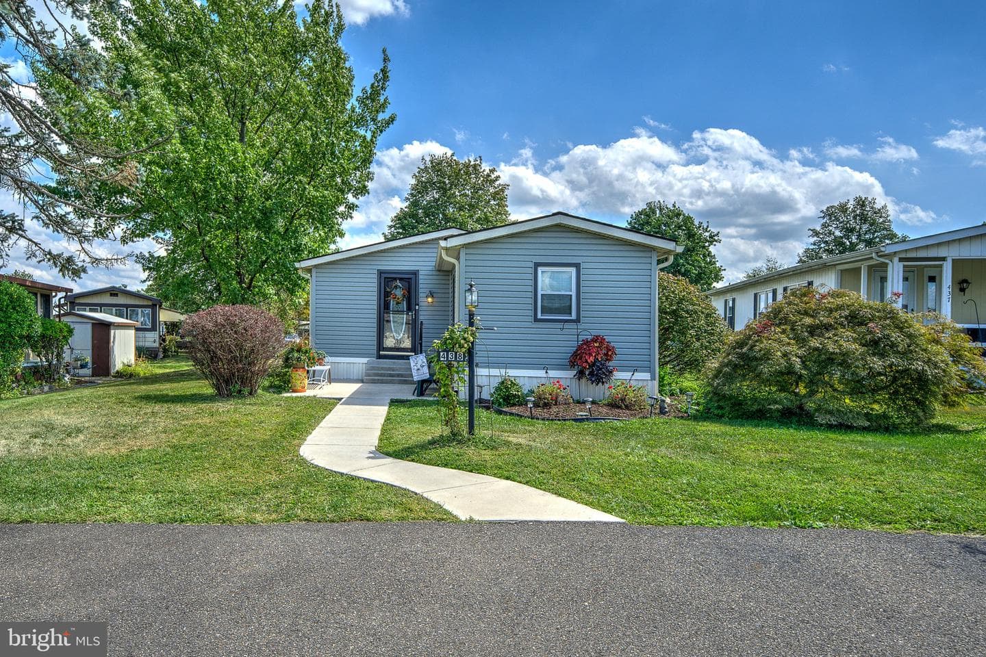 438 Neshaminy Falls Circle photo 3
