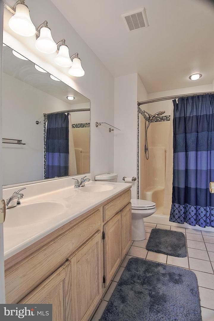 29 Stafford Square photo 16