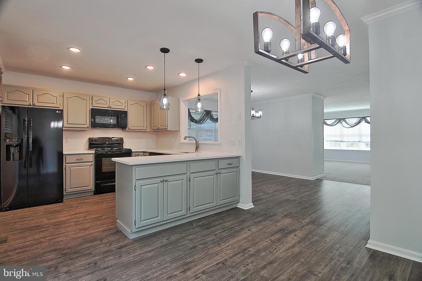29 Stafford Square photo 9