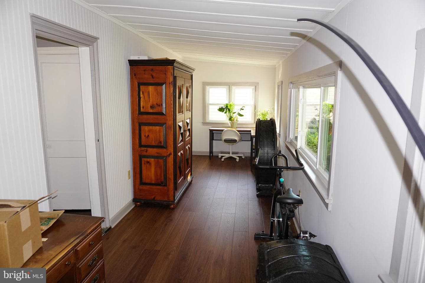 2441 Arlington Avenue photo 23