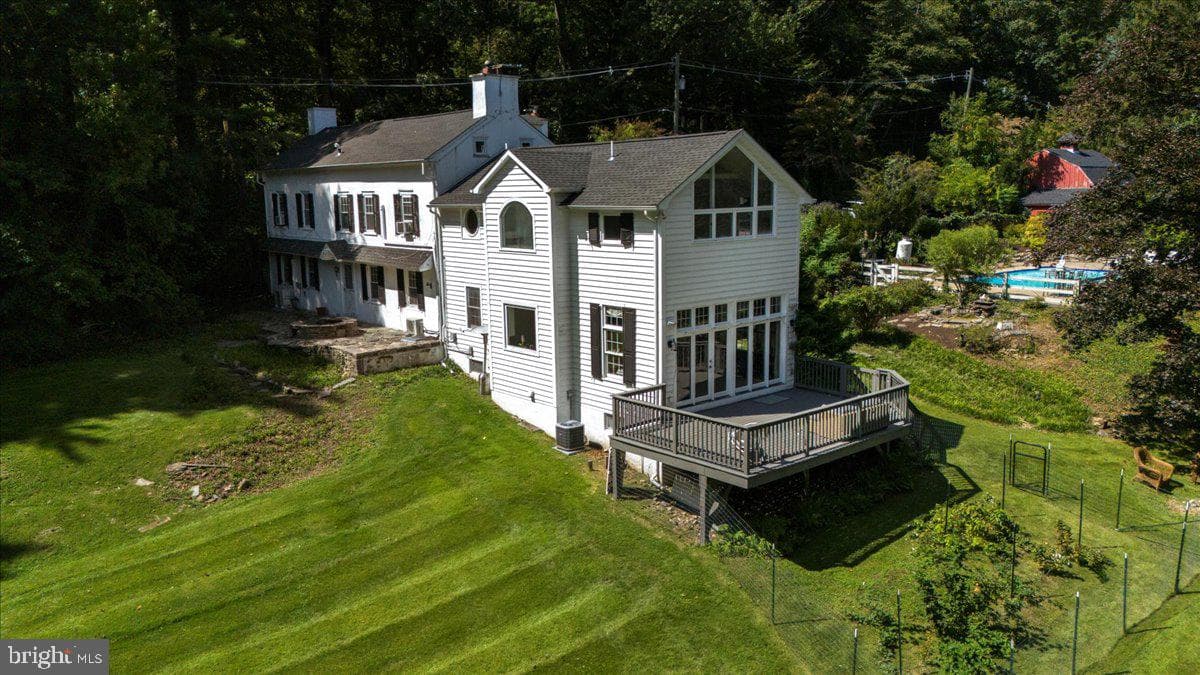 1111 Susquehanna Road photo 2