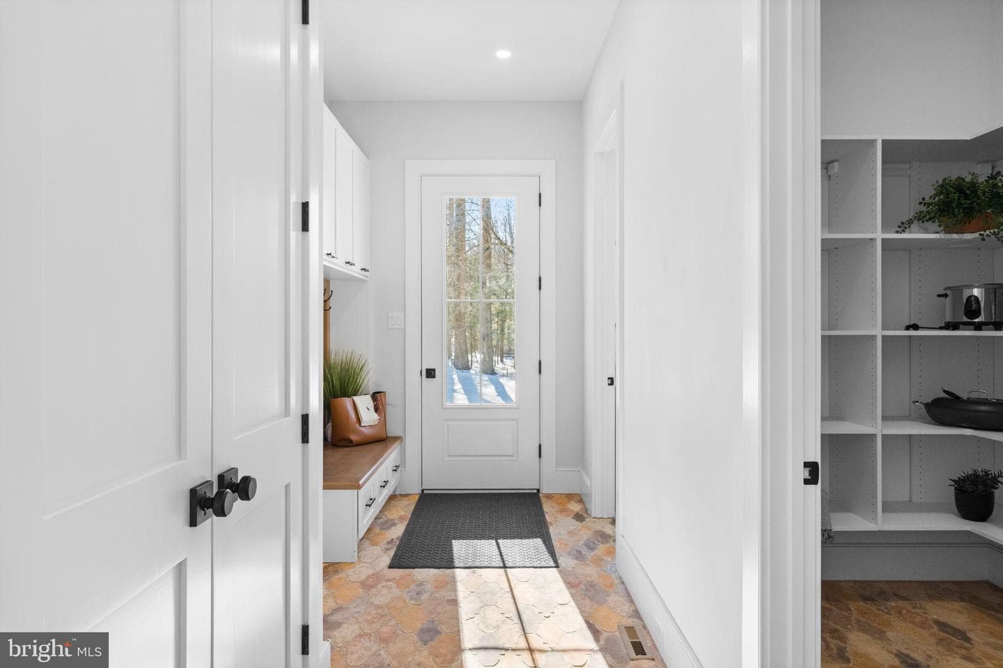 1017 Woods Lane photo 37