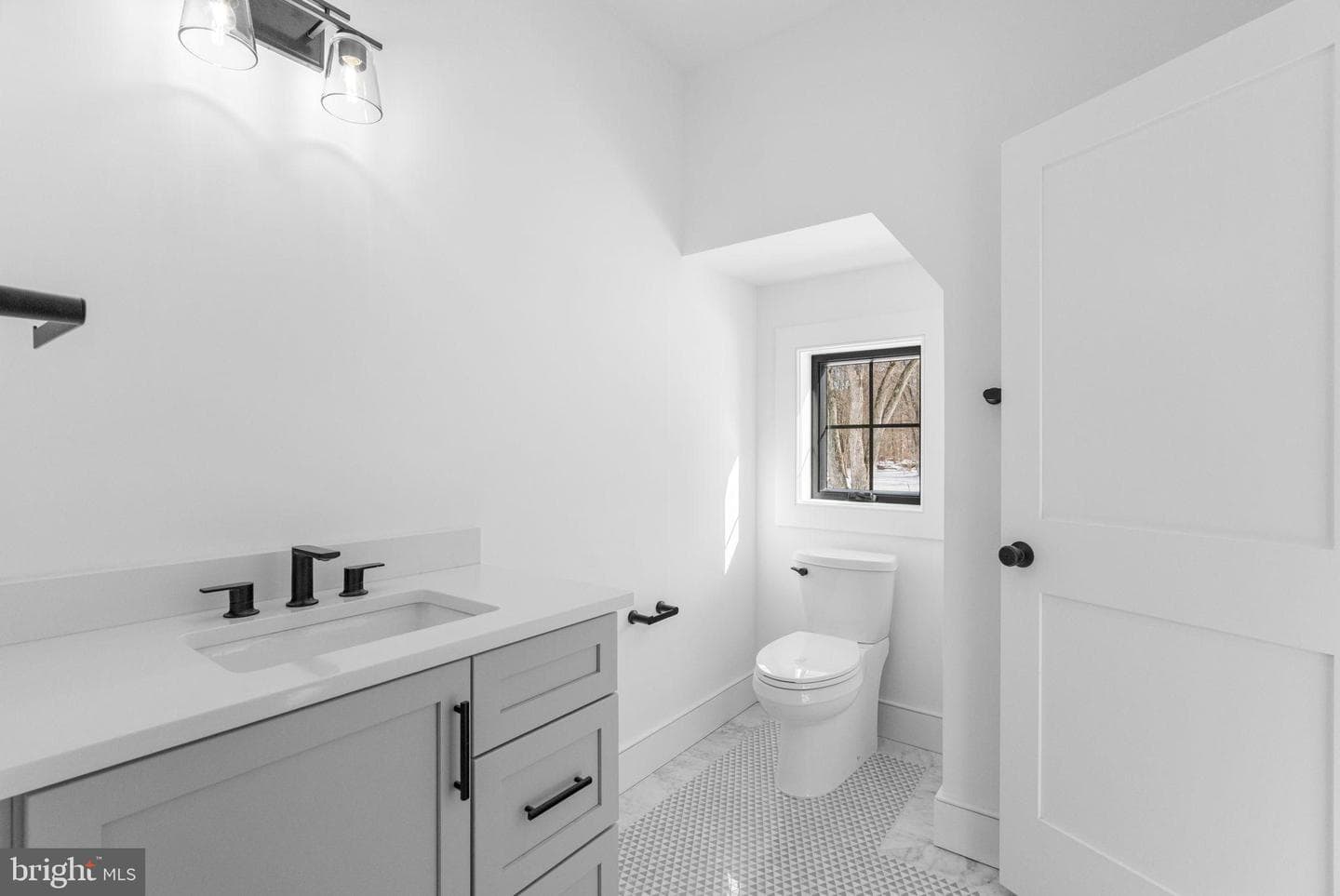 1017 Woods Lane photo 76