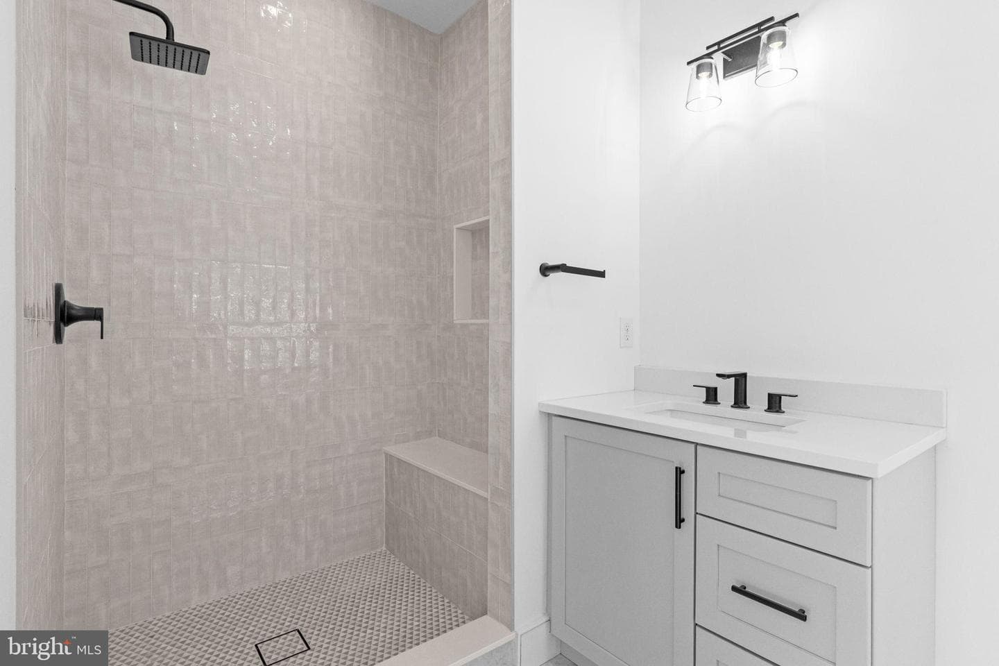 1017 Woods Lane photo 79