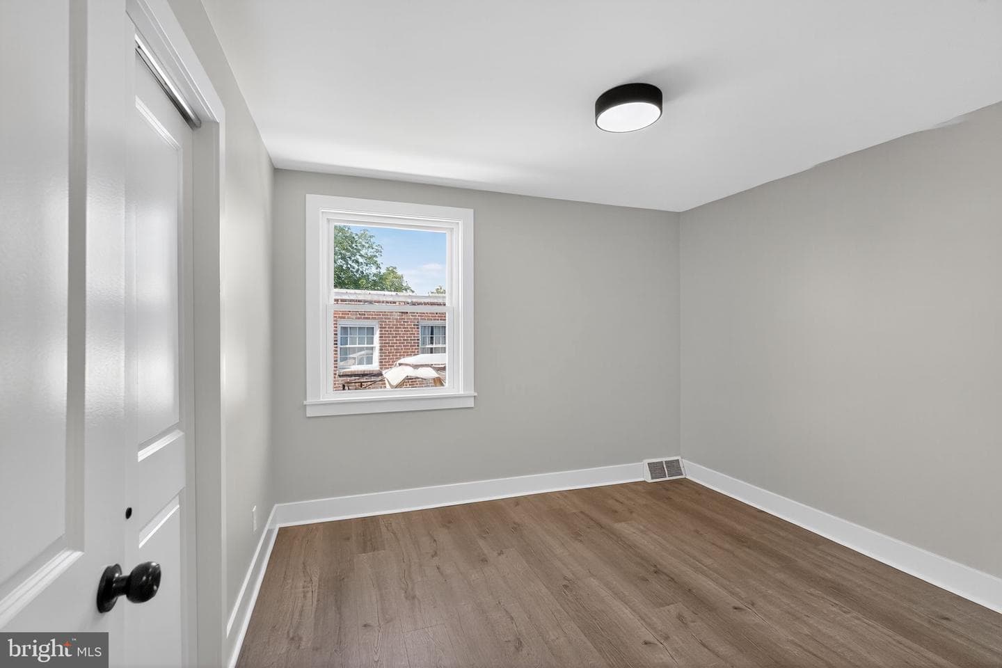 604 Calamia Drive photo 17