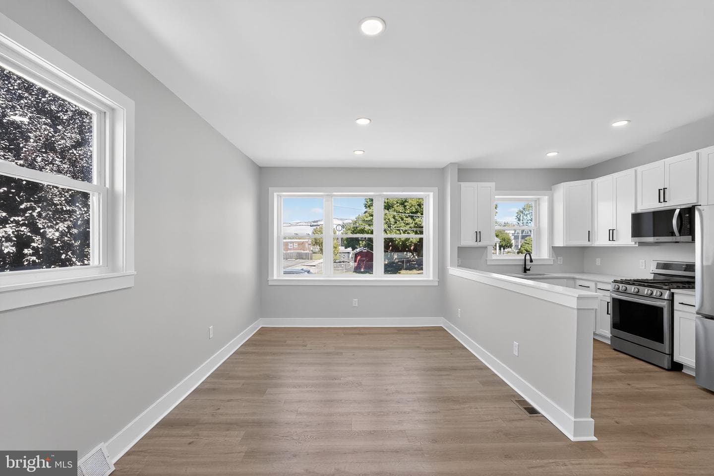 604 Calamia Drive photo 9