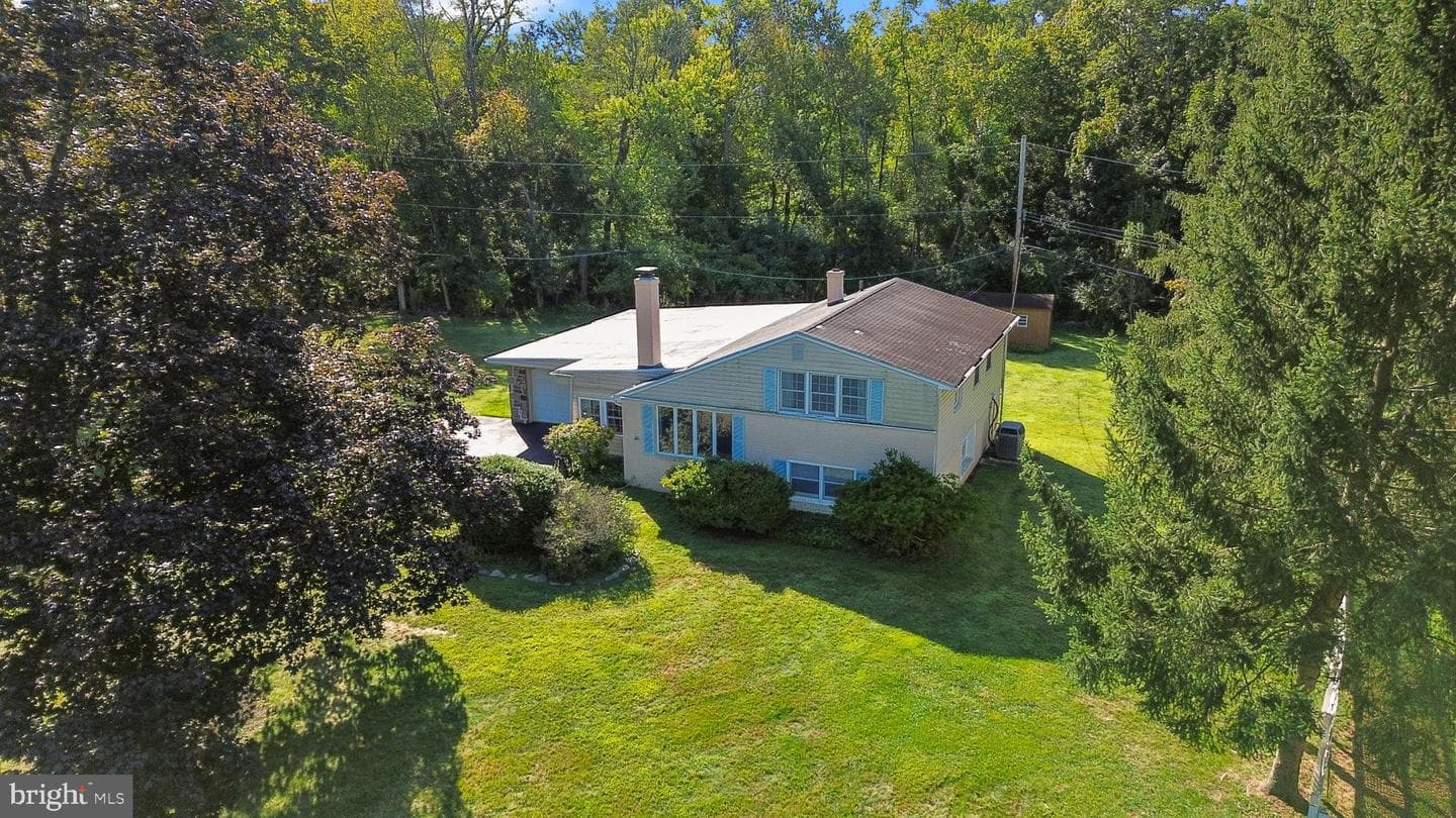 28 Elbow Lane photo 1