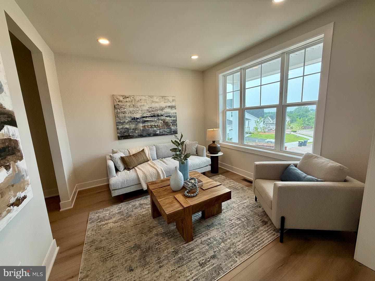 404 Emmitt Court photo 4