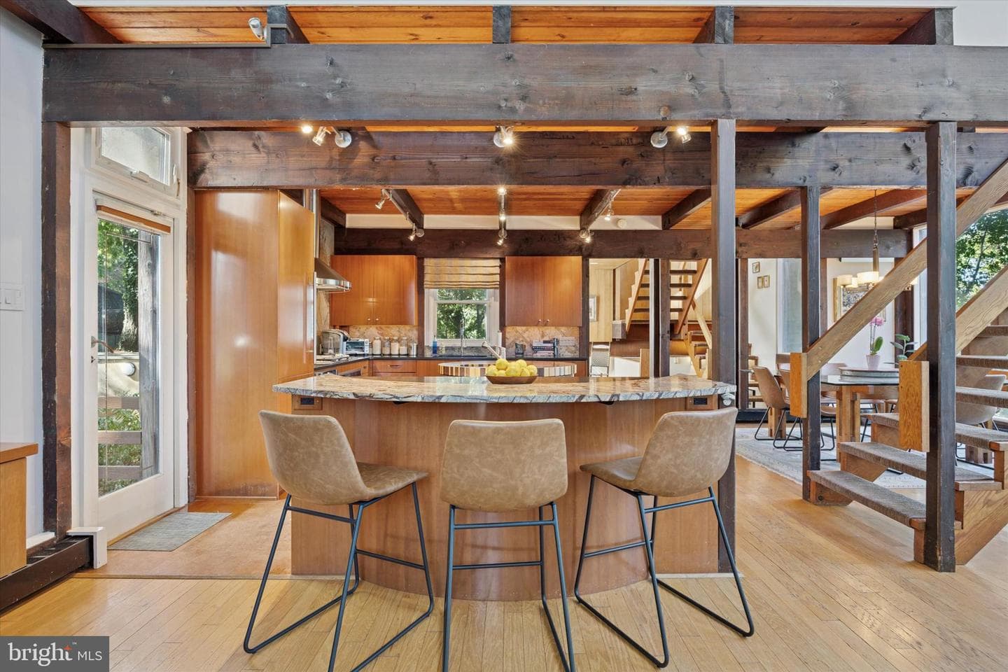1430 Hopeland Road photo 5