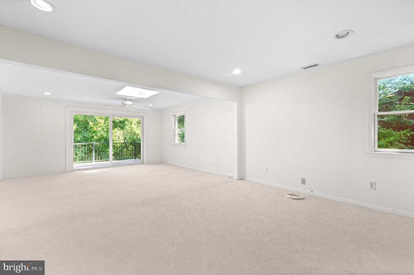 1140 Green Tree Lane photo 33