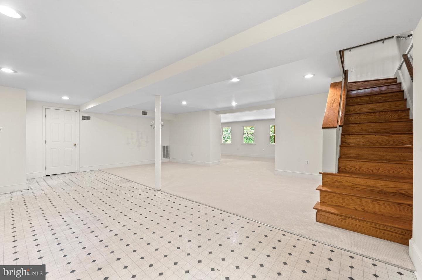 1140 Green Tree Lane photo 43