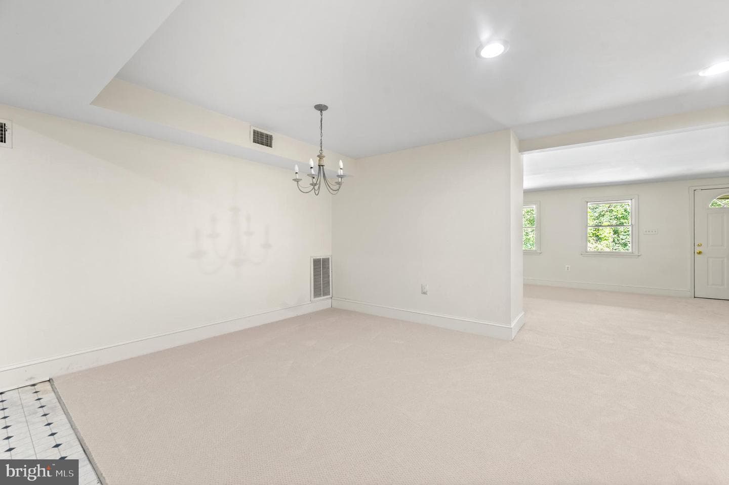 1140 Green Tree Lane photo 45