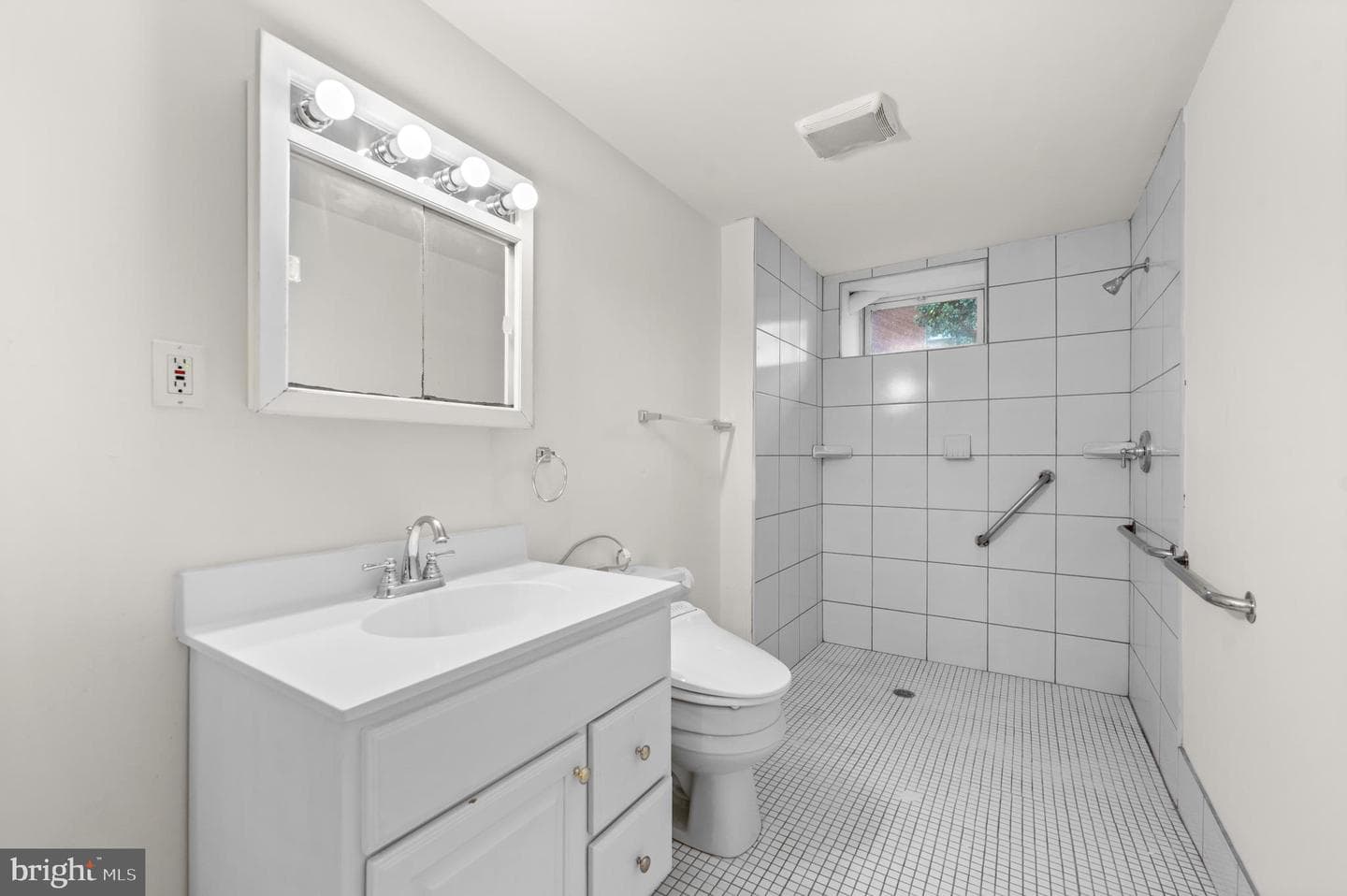 1140 Green Tree Lane photo 49