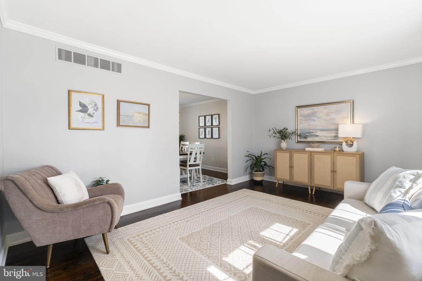 102 Windsor Place photo 17