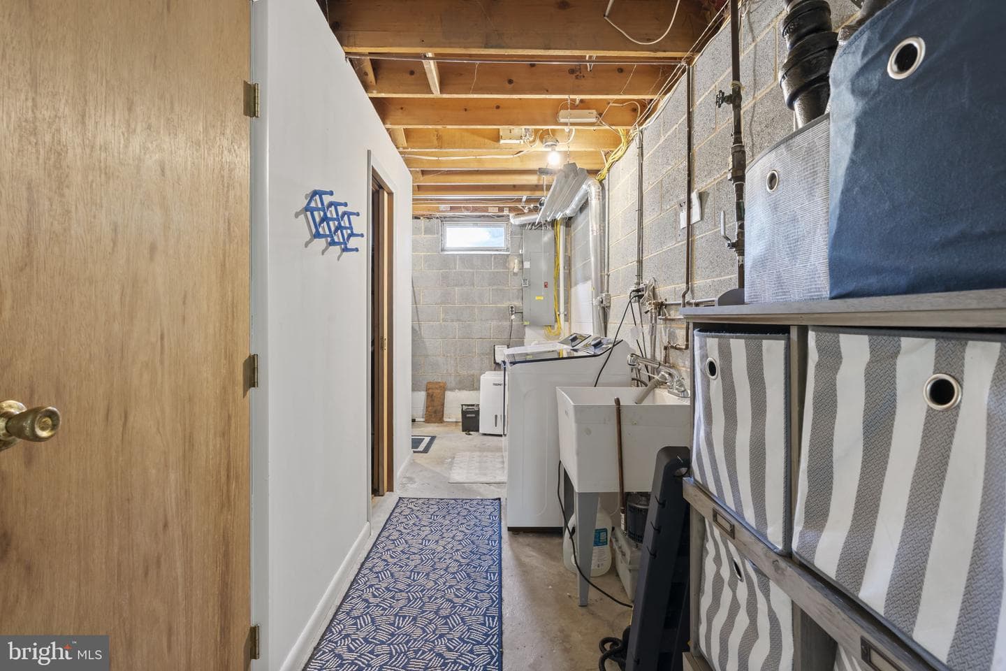 102 Windsor Place photo 24