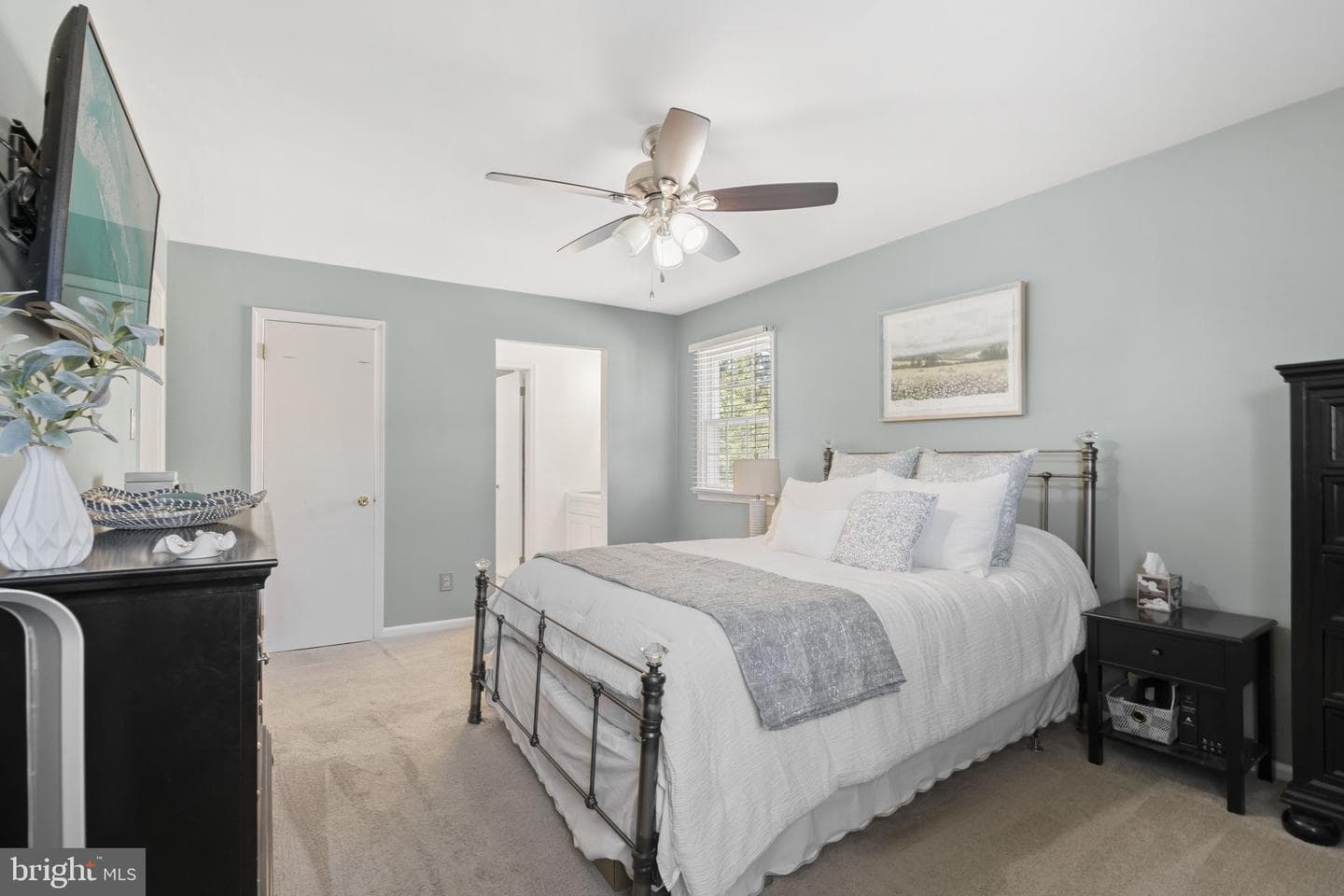 102 Windsor Place photo 28