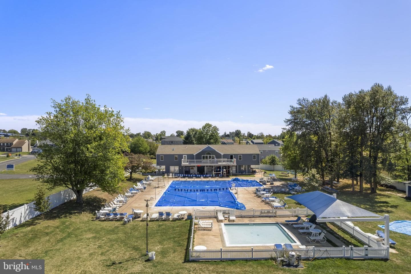 102 Windsor Place photo 39