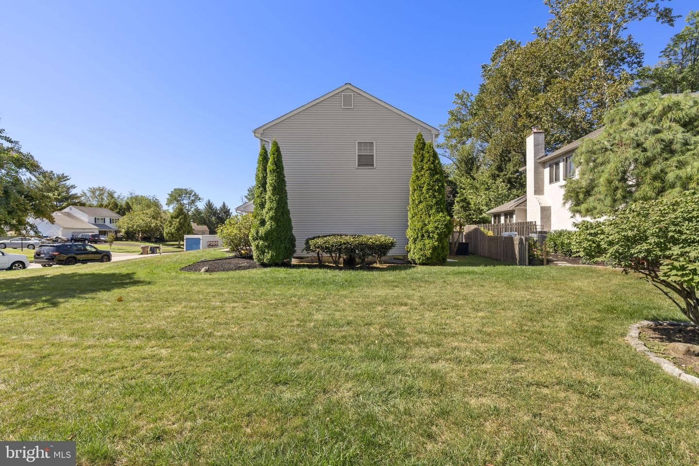 102 Windsor Place photo 44