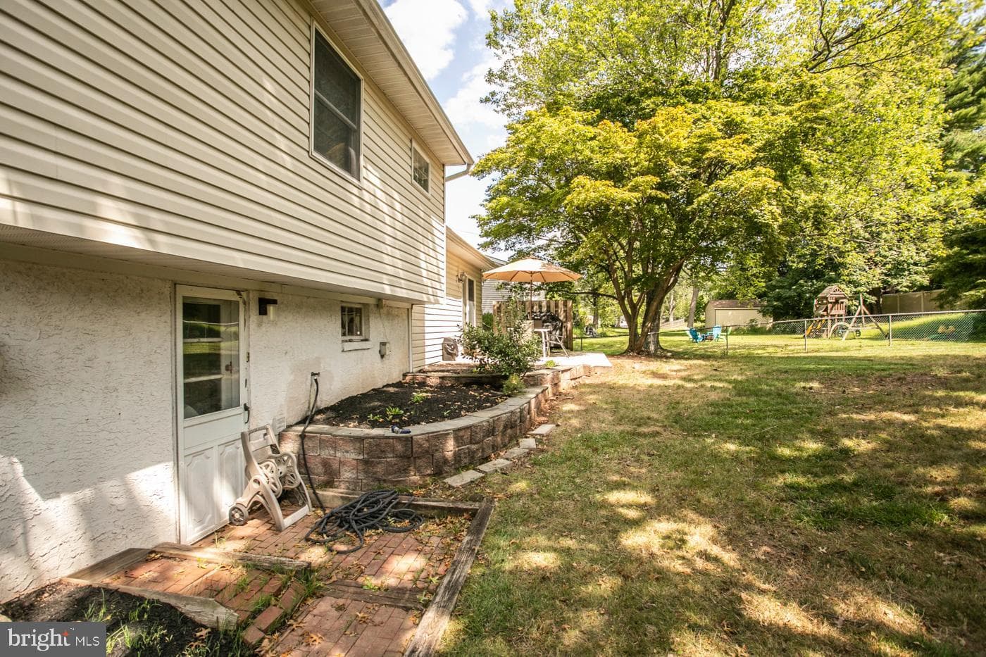 340 Central Drive photo 32