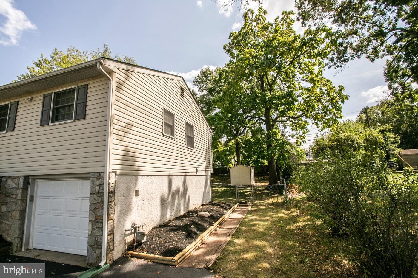 340 Central Drive photo 33