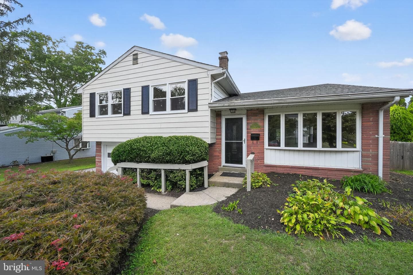 113 E Valley Creek Road photo 2