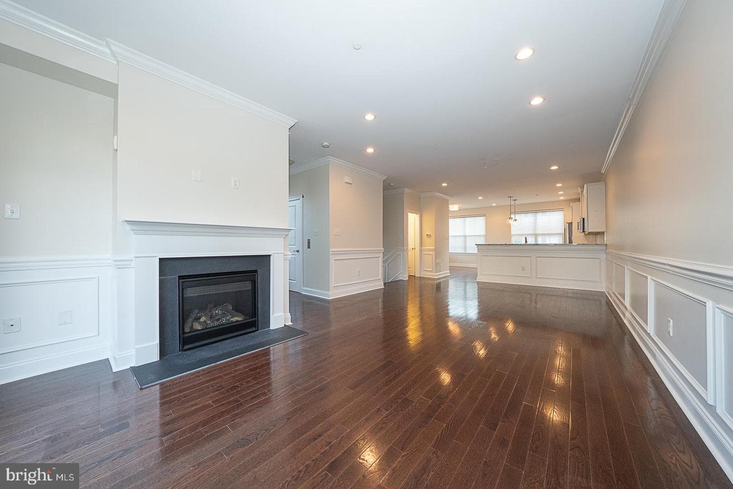 75 S Merion Avenue photo 13