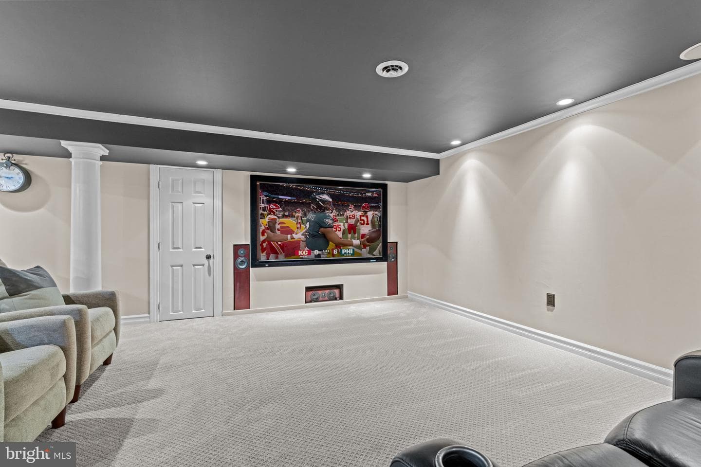 557 Exeter Court photo 49