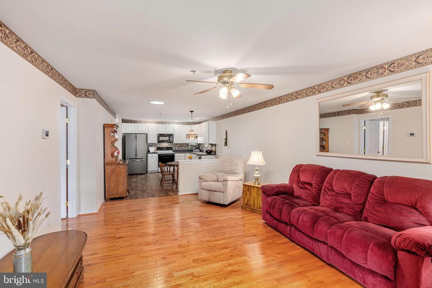 315 Jefferson Court photo 16