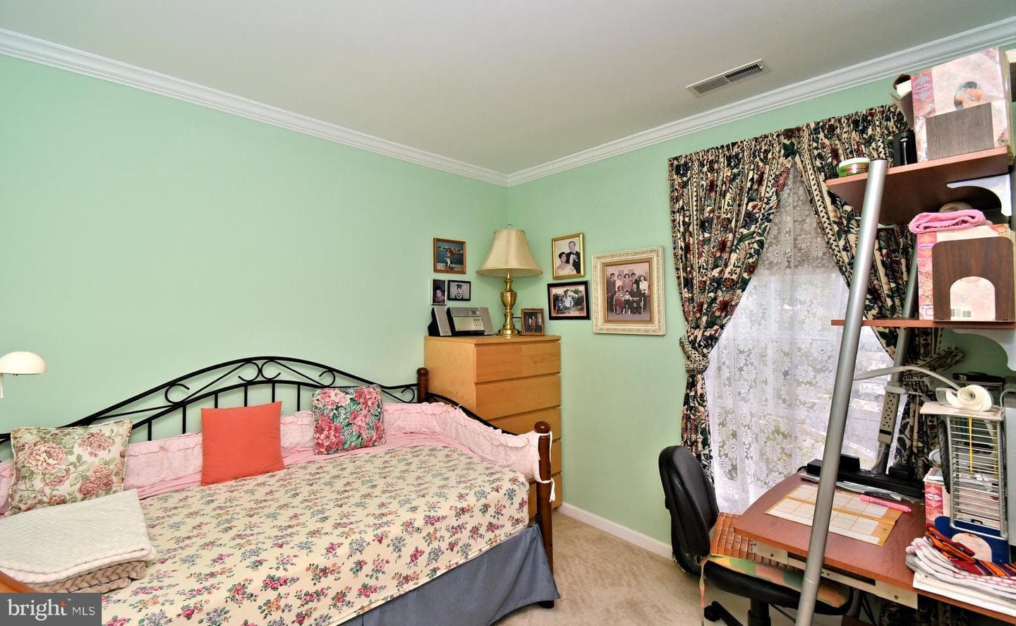 200 Anthony Court photo 33
