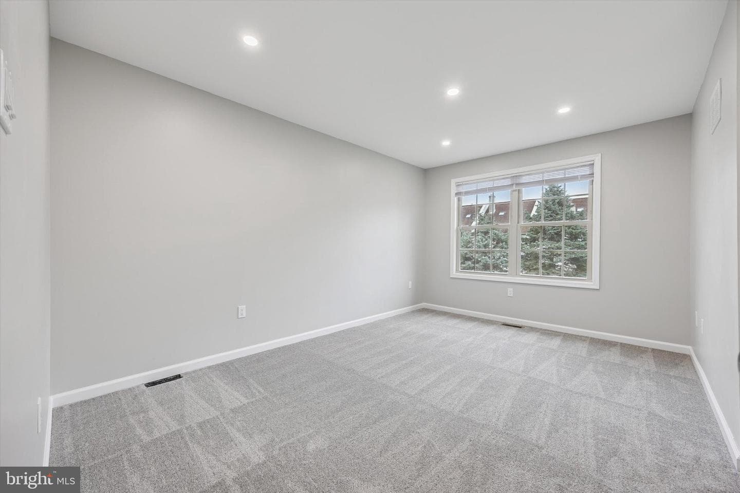 166 Percy Court photo 19