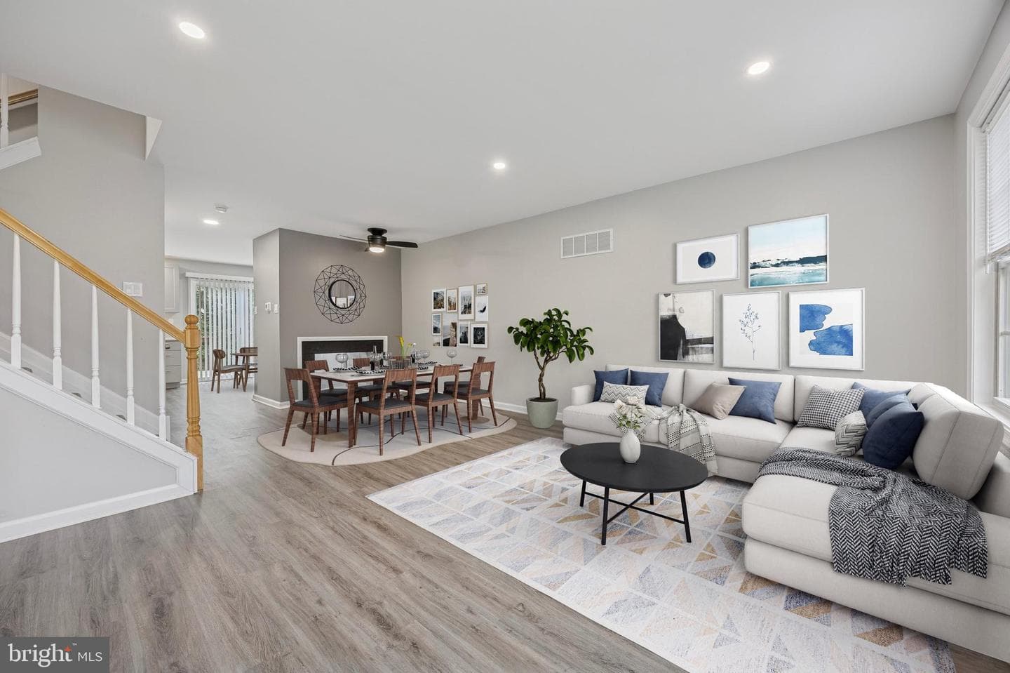 166 Percy Court photo 2