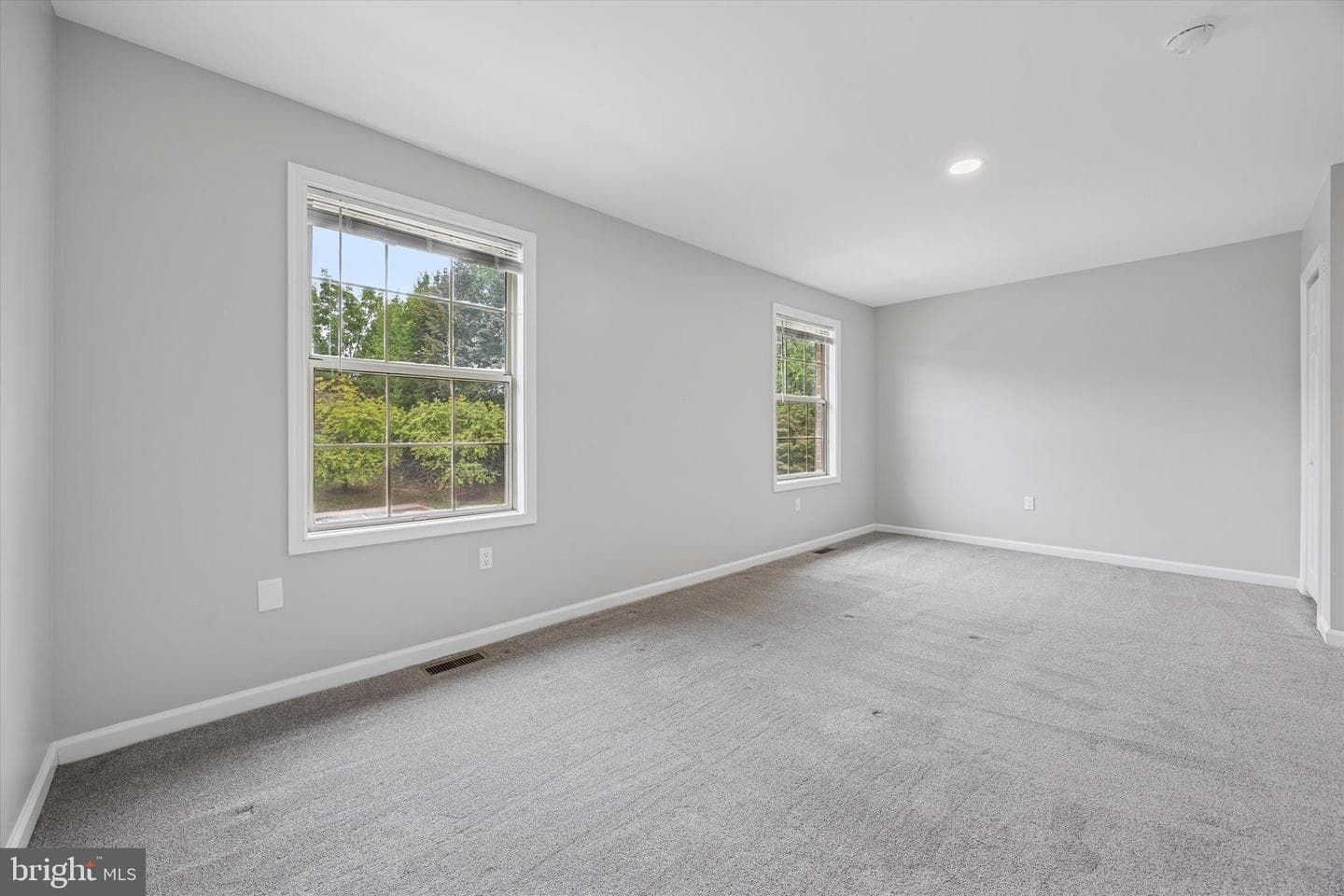 166 Percy Court photo 25