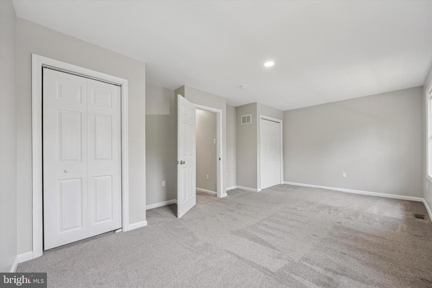 166 Percy Court photo 27