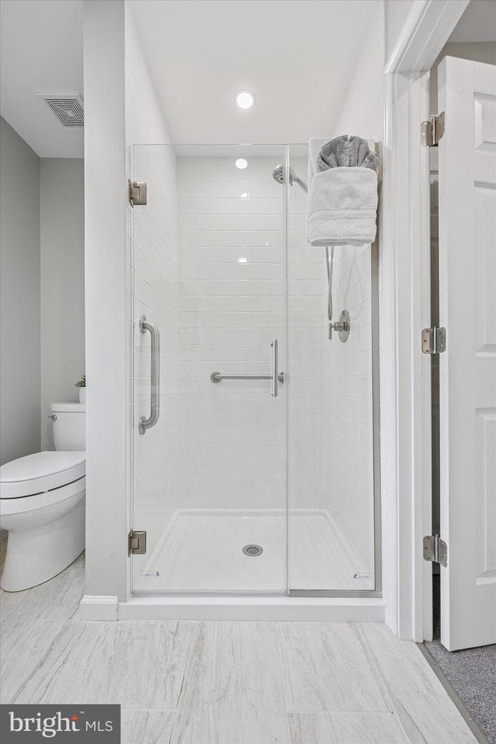 166 Percy Court photo 29