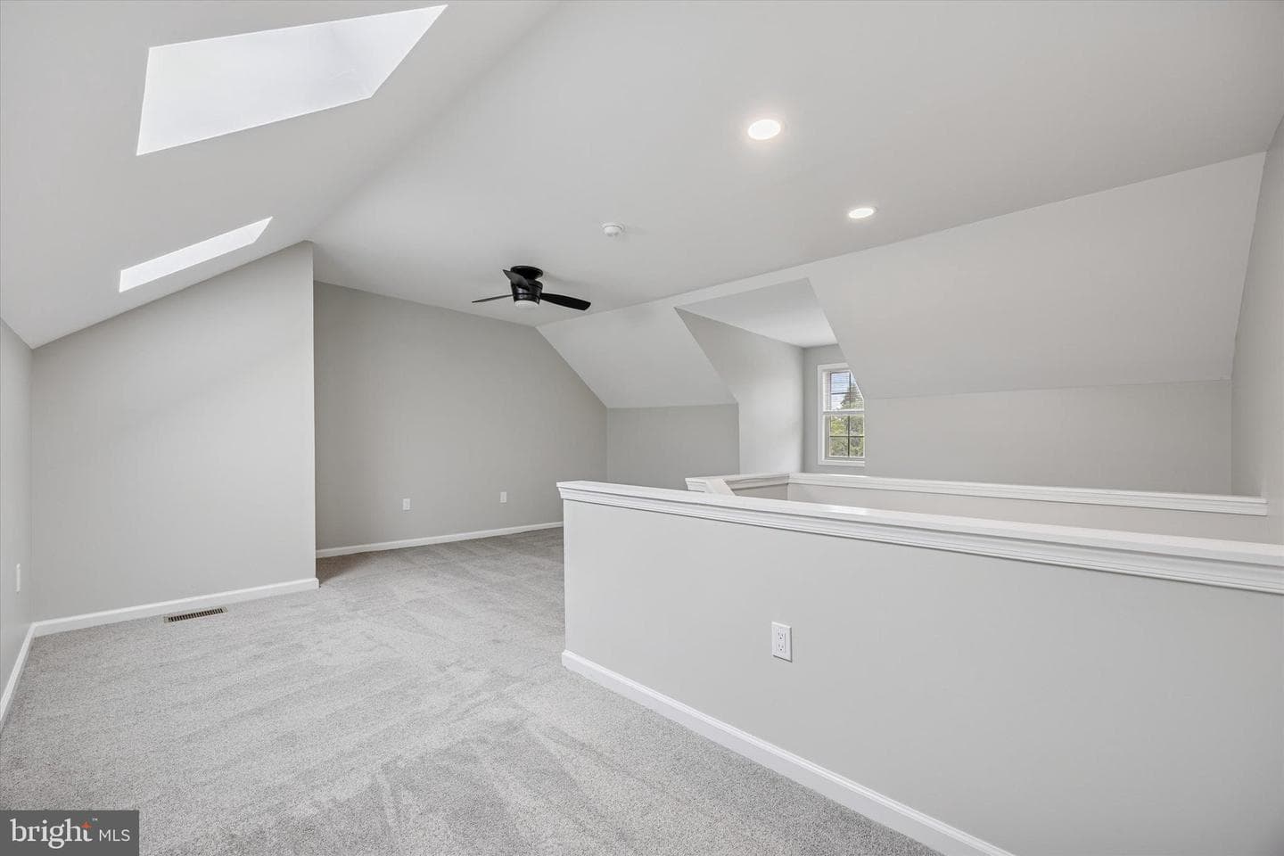 166 Percy Court photo 35