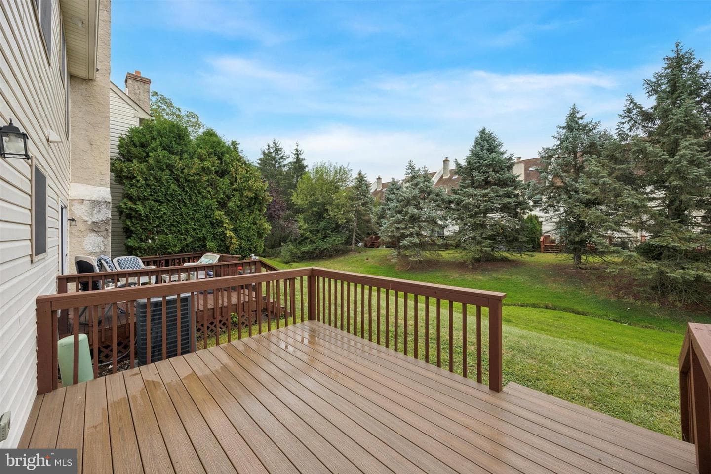 166 Percy Court photo 37
