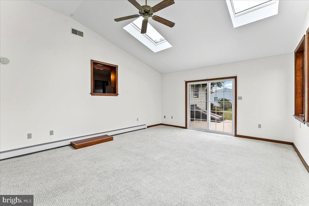 1769 Clearview Road photo 9