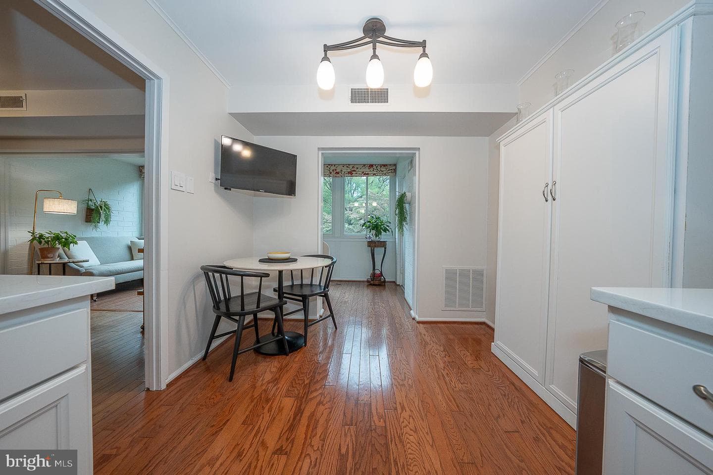 930 Montgomery Avenue #103 photo 15