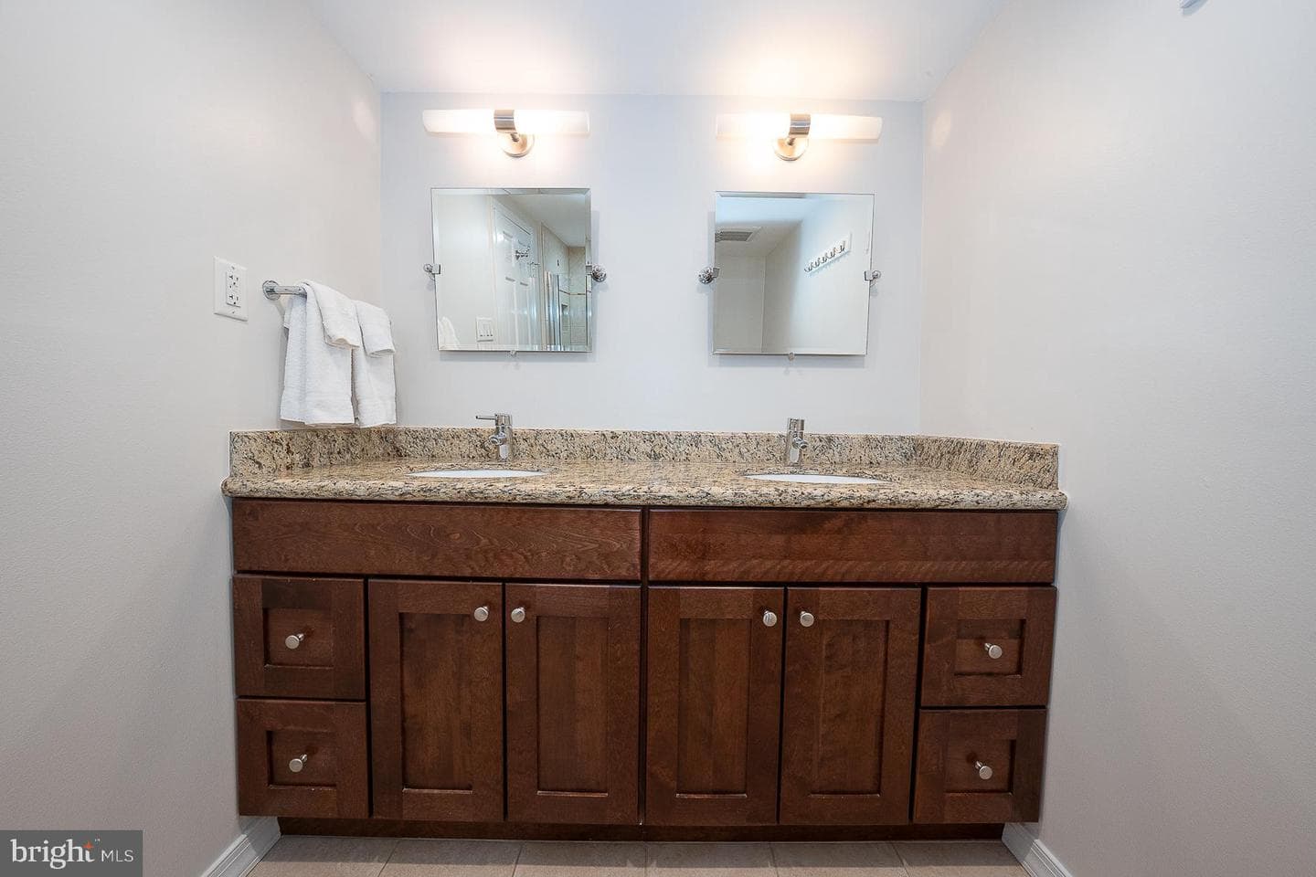 930 Montgomery Avenue #103 photo 22