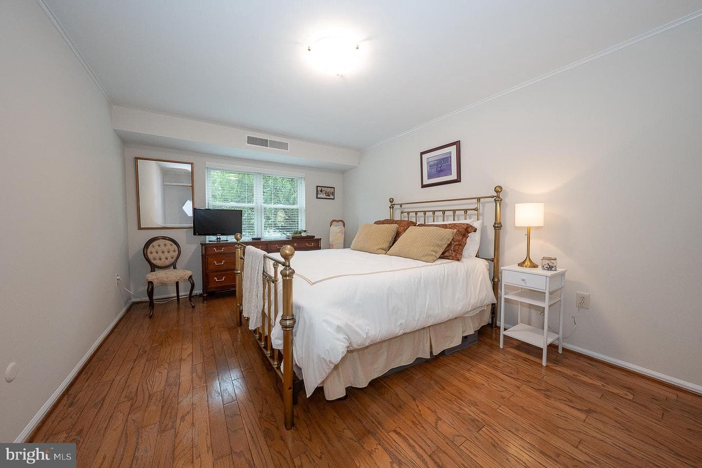 930 Montgomery Avenue #103 photo 24