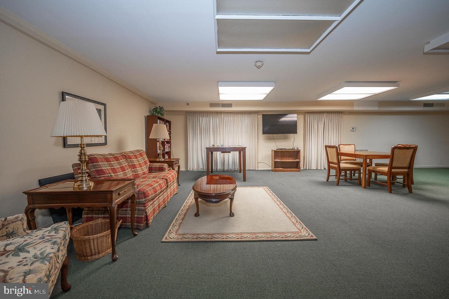 930 Montgomery Avenue #103 photo 41