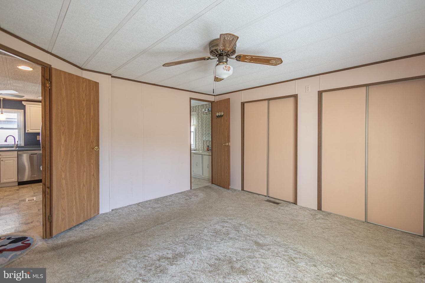 1004 Fox Chase Court photo 23